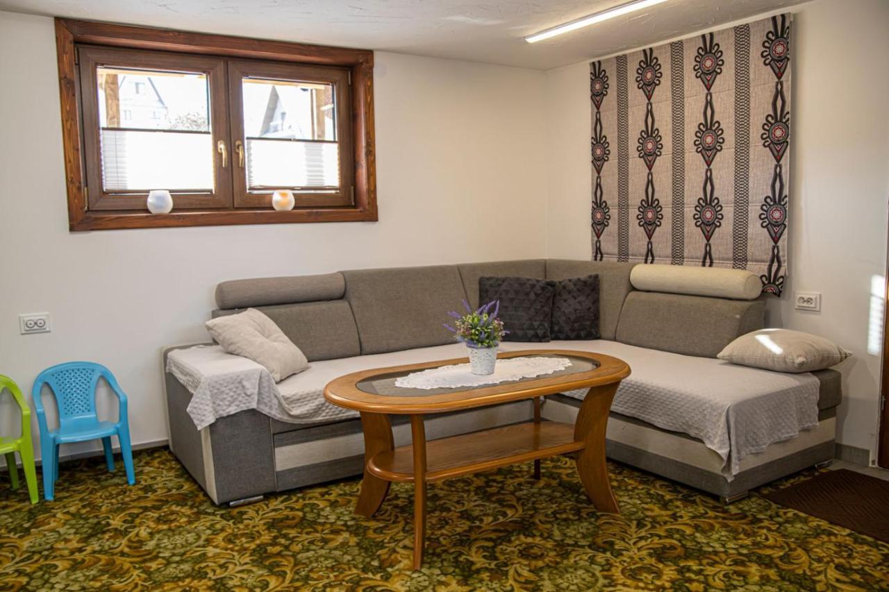 Olczanski Gosciniec Apartament Nr 1 ザコパネ エクステリア 写真